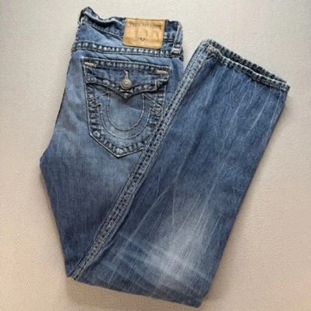 True Religion Jeans Mens 36 Blue Ricky Relaxed Straight Distressed‎ Denim USA